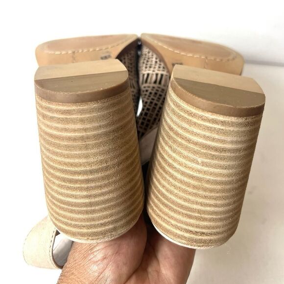 Vince Camuto Heeled Wrap Sandals Womens Sz 9.5 M Tan Leather Open Toe Sling Back - Picture 8 of 11